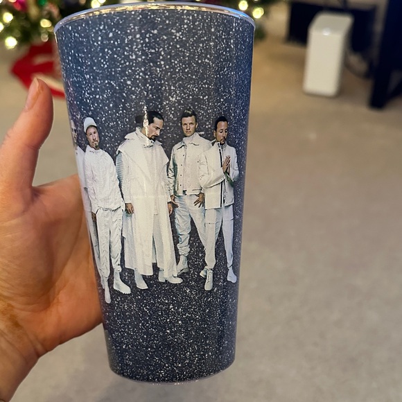 NEW Backstreet Boys ‘Into the Millennium’ Sphere Residency Silver Sparkle Cup - Picture 4 of 11